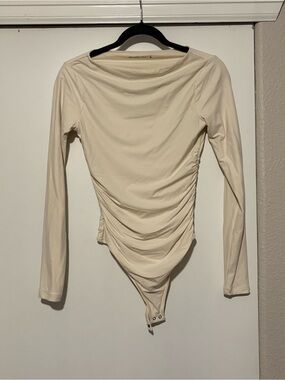 Abercrombie & Fitch Cream Long-Sleeve Ruched Bodysuit